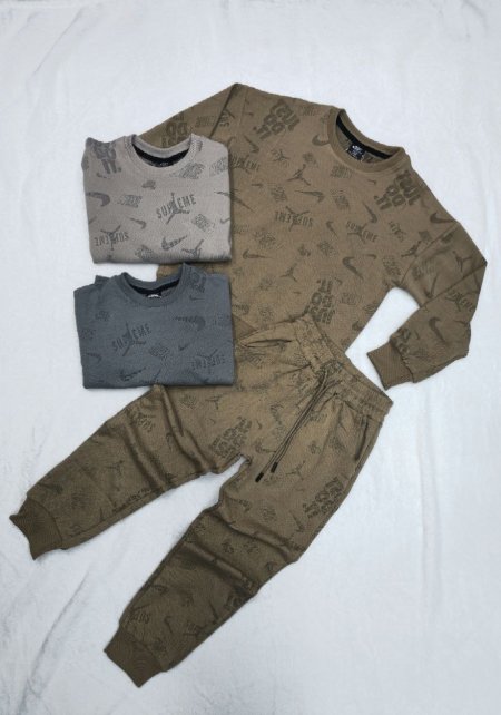 طقم ولادي 2 حبة خريفي NIKE